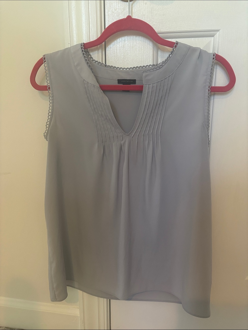 Ann Taylor Light Blue/Gray Sleeveless Pintuck V-Neck Blouse - fits like Small